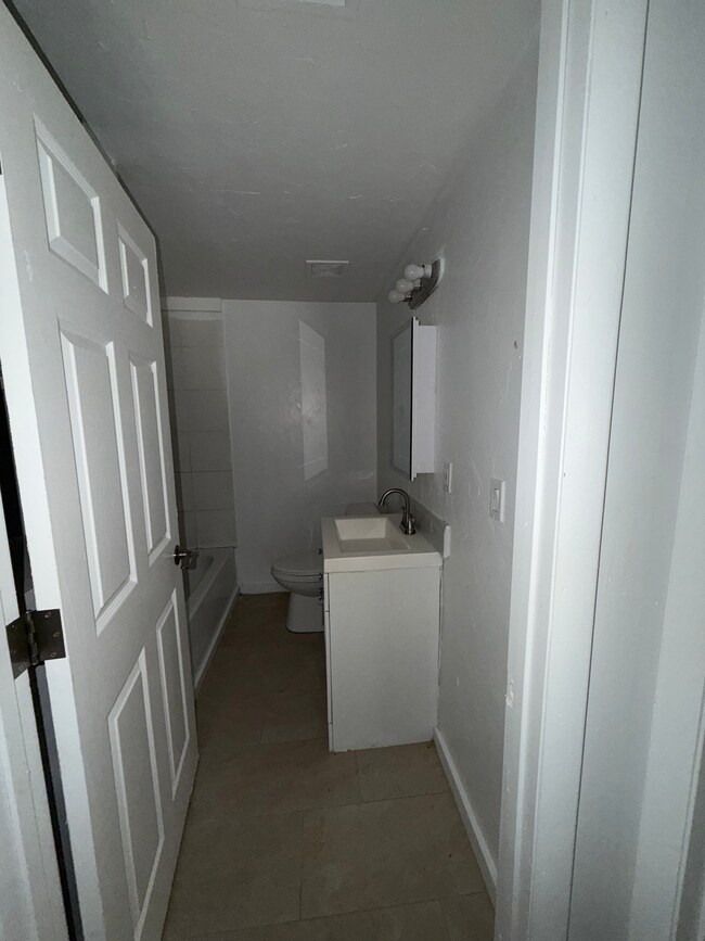 Building Photo - 2155 Belvedere St