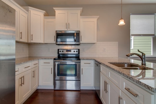 Building Photo - Beautiful Hermitage 3 Bed 2.5 Bath Home w/ Garage - Price Reduced w/ $500 off Your 1st Month