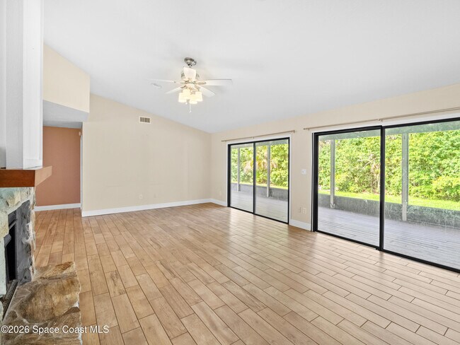 Building Photo - 3725 Laurette Rd