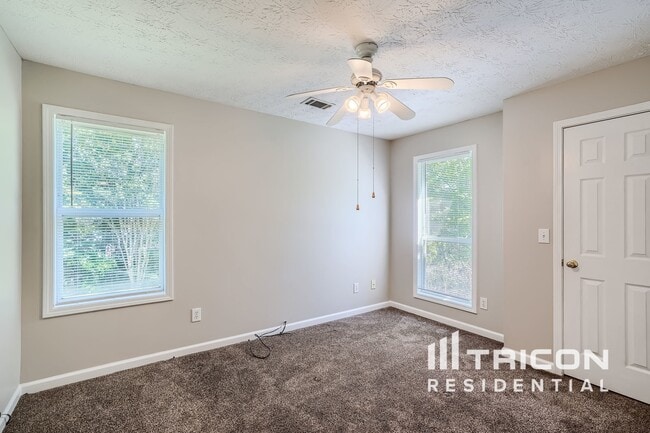 Building Photo - 509 Towler Shoals View