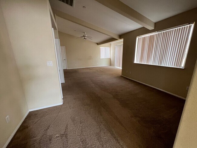 Building Photo - OVER 4000 SQ. FT. EXECUTIVE HOME IN GATED ...