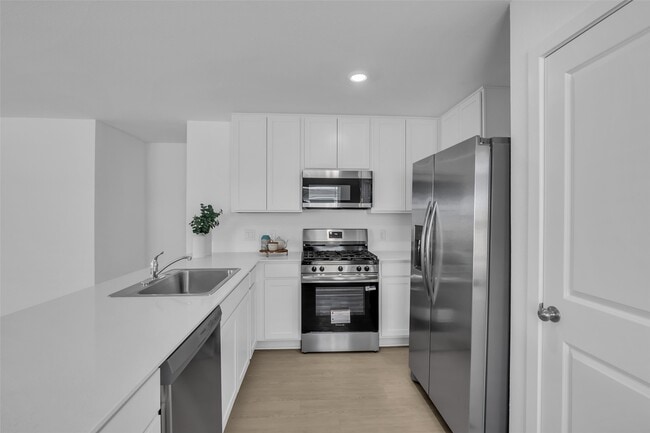 Building Photo - 18065 Trepito Ave