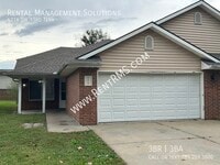 Building Photo - 4214 SW 33rd Terrace