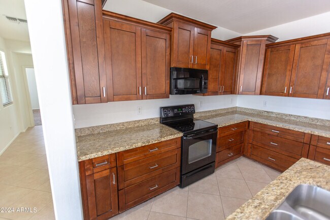 Building Photo - 21382 E Lords Ct