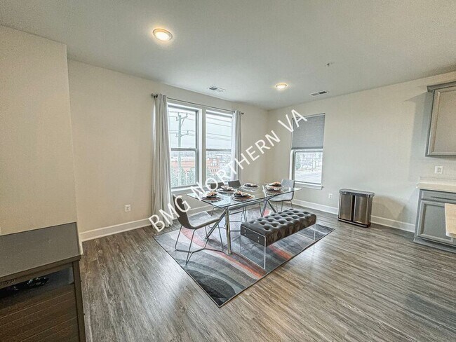 Building Photo - 10336 Ratcliffe Trl