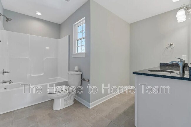 Building Photo - 1026 Norview Ave