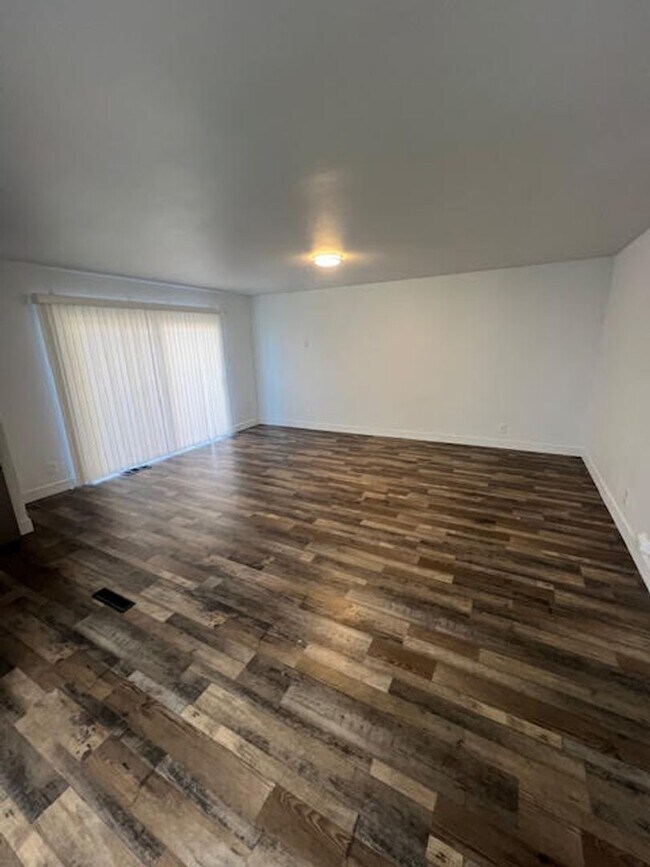 Building Photo - Single-Story Home in Sparks!