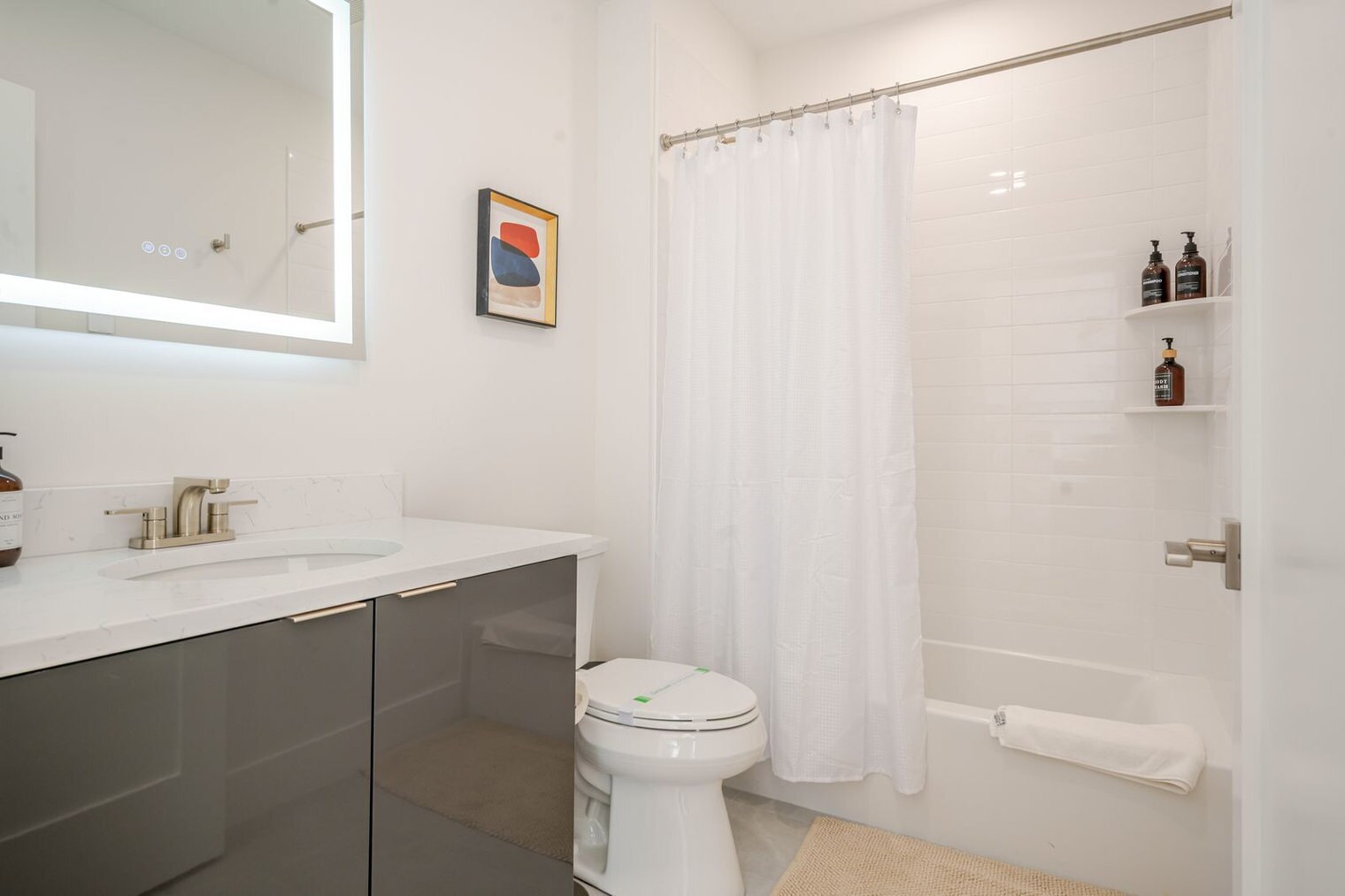 Building Photo - 38 Hichborn St