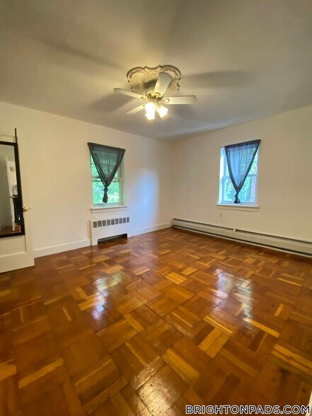 Primary Photo - 35 Brock St
