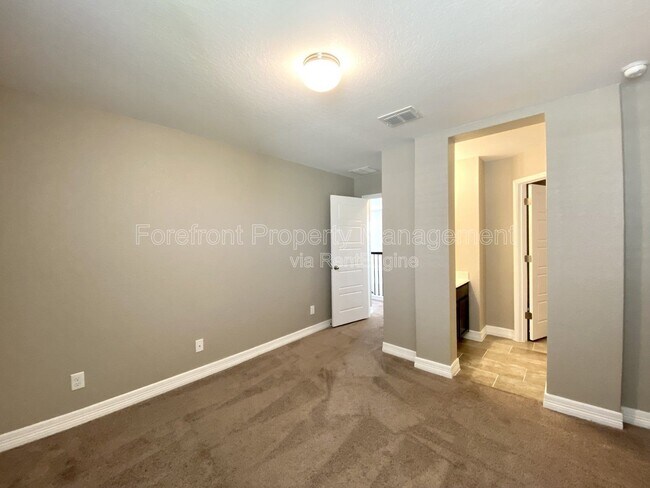 Building Photo - 1206 Ranch Falls
