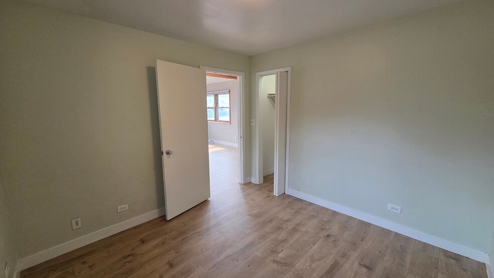 Building Photo - 1355 Thistle Dr