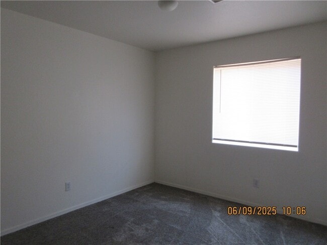 Building Photo - 3359 N Yuma St