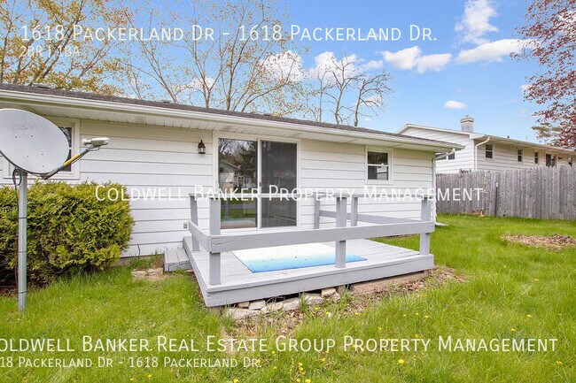 Building Photo - 1618 Packerland Dr