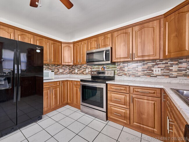 Building Photo - 57 Peachtree Pl