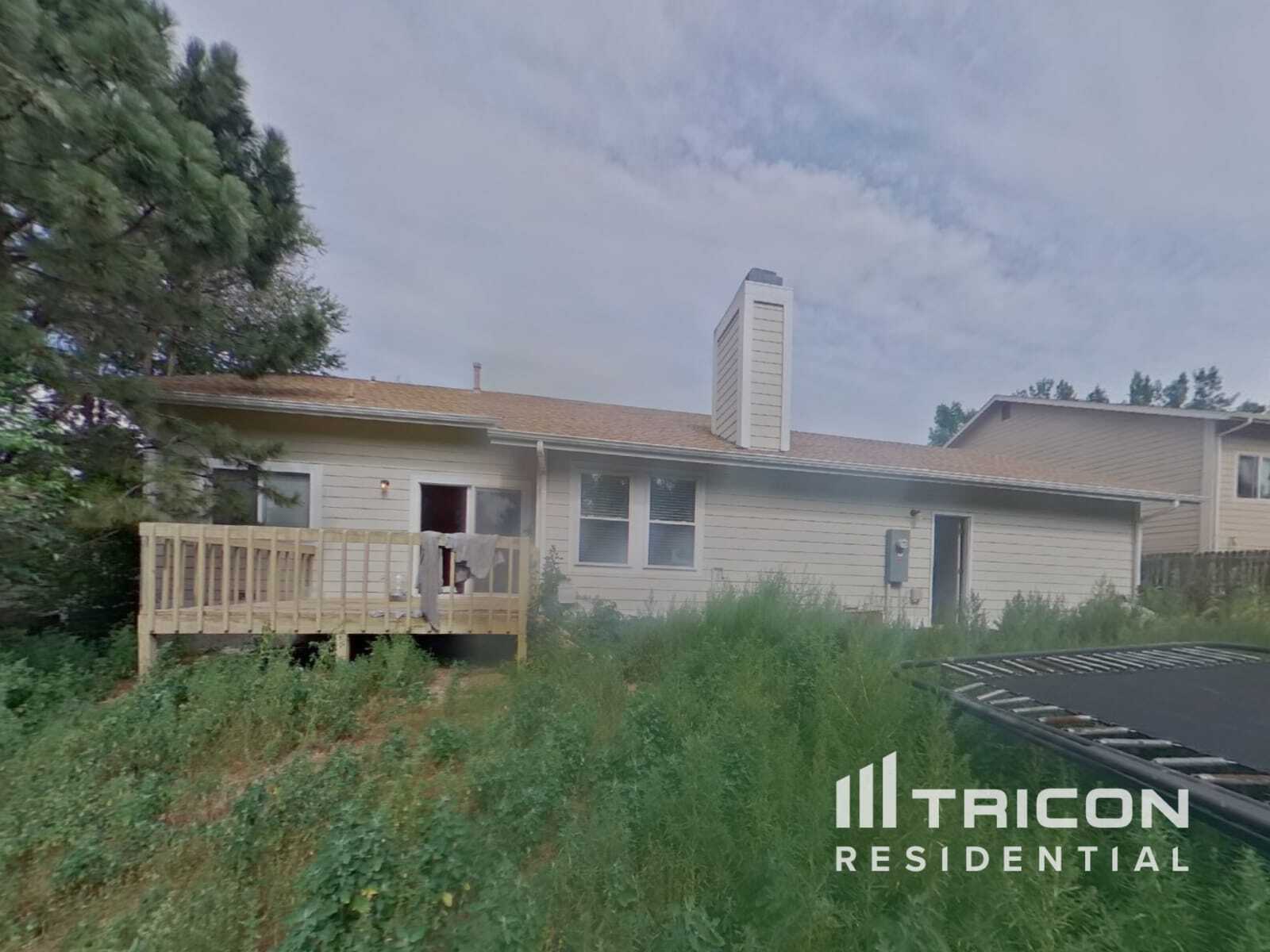 Building Photo - 2945 Rolling Wood Loop