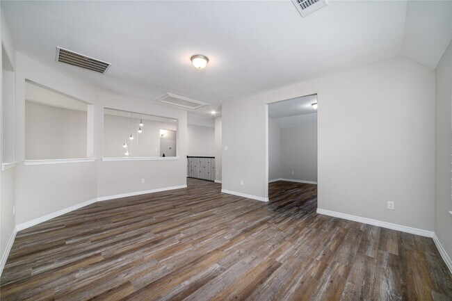 Building Photo - 18235 Winding Willow Oak Way