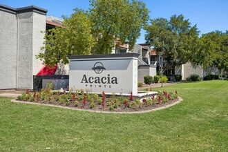 Building Photo - Acacia Pointe
