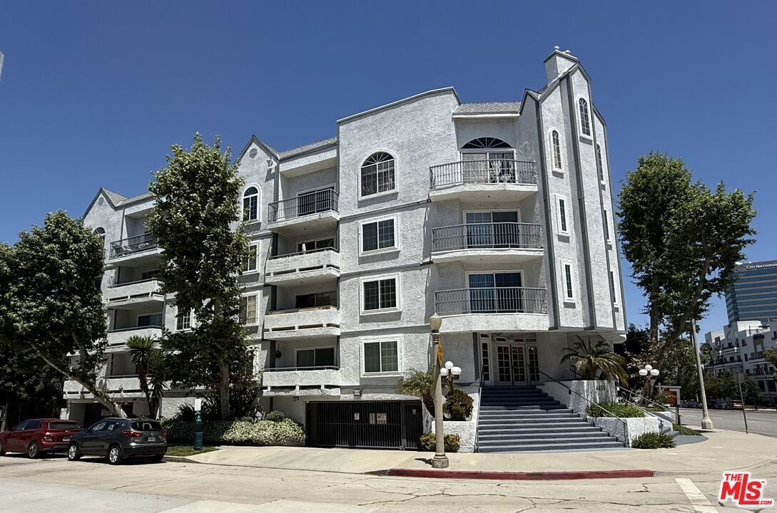 Building Photo - 4401 Sepulveda Blvd