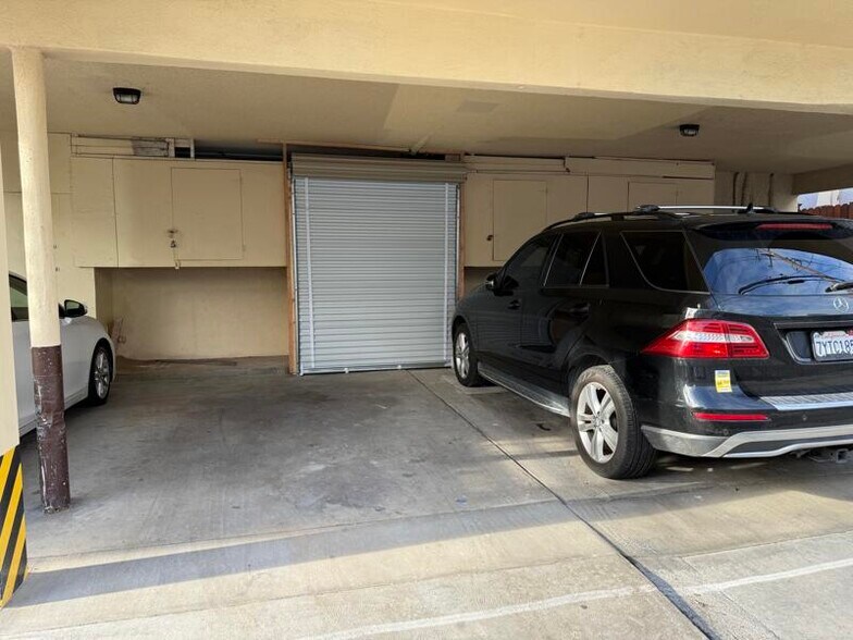 Parking space and mini-storage with EV charger - 1533 Princeton St