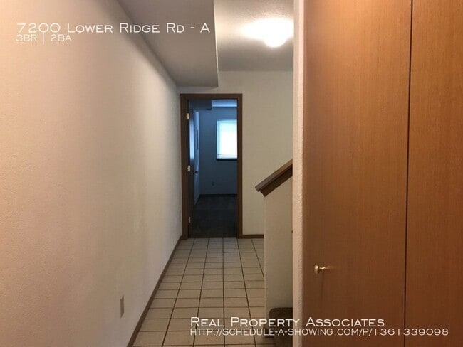 Building Photo - 7200 Lower Ridge Rd