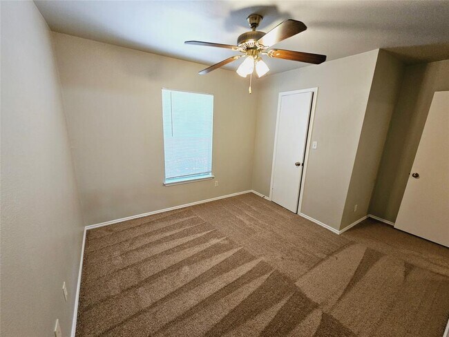 Building Photo - 10608 Marshitahs Way