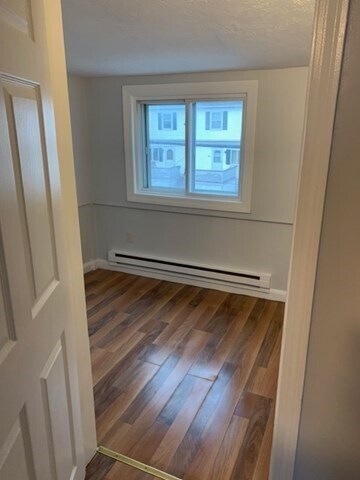 Building Photo - 35 Broadsound Ave