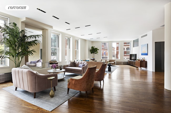 Building Photo - 21 Astor Pl