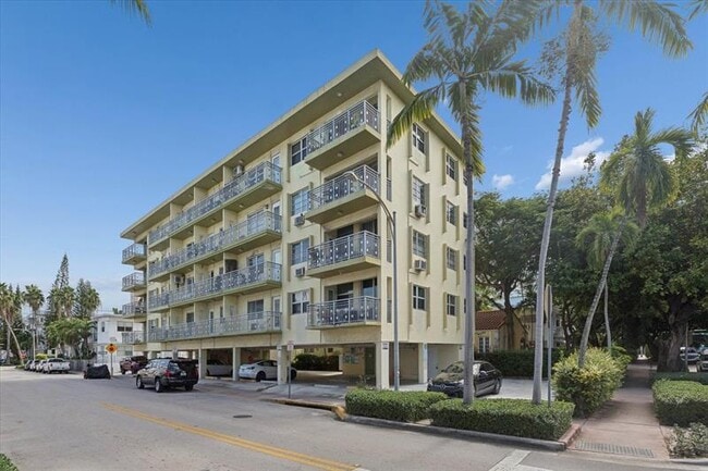 Building Photo - 851 Meridian Ave