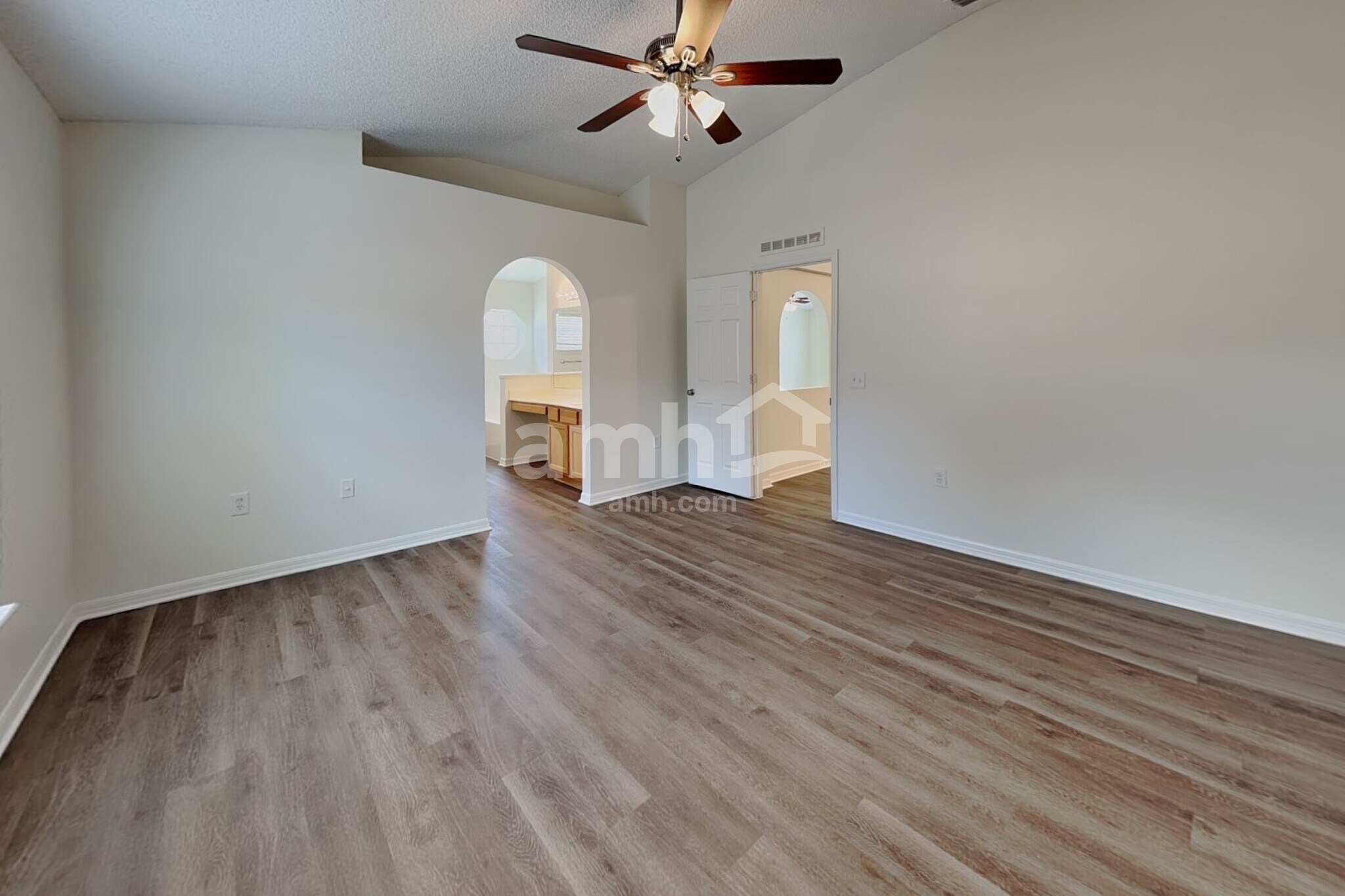 Building Photo - 3011 Valkyrie Rd