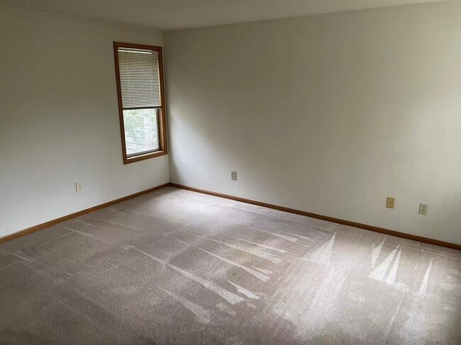 Building Photo - Beautiful House in Redmond/Microsoft area ...