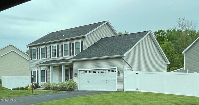 Building Photo - 10 Swatling Dr