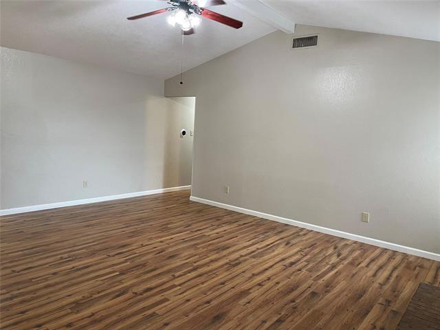 Building Photo - 1402 Sheppard Ln