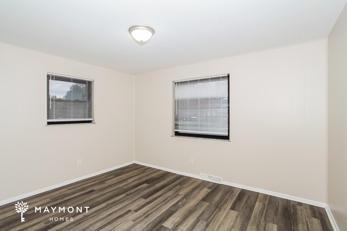 Building Photo - 9753 Woodmill Ln