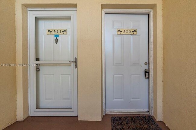 Building Photo - 815 Boynton Beach Blvd