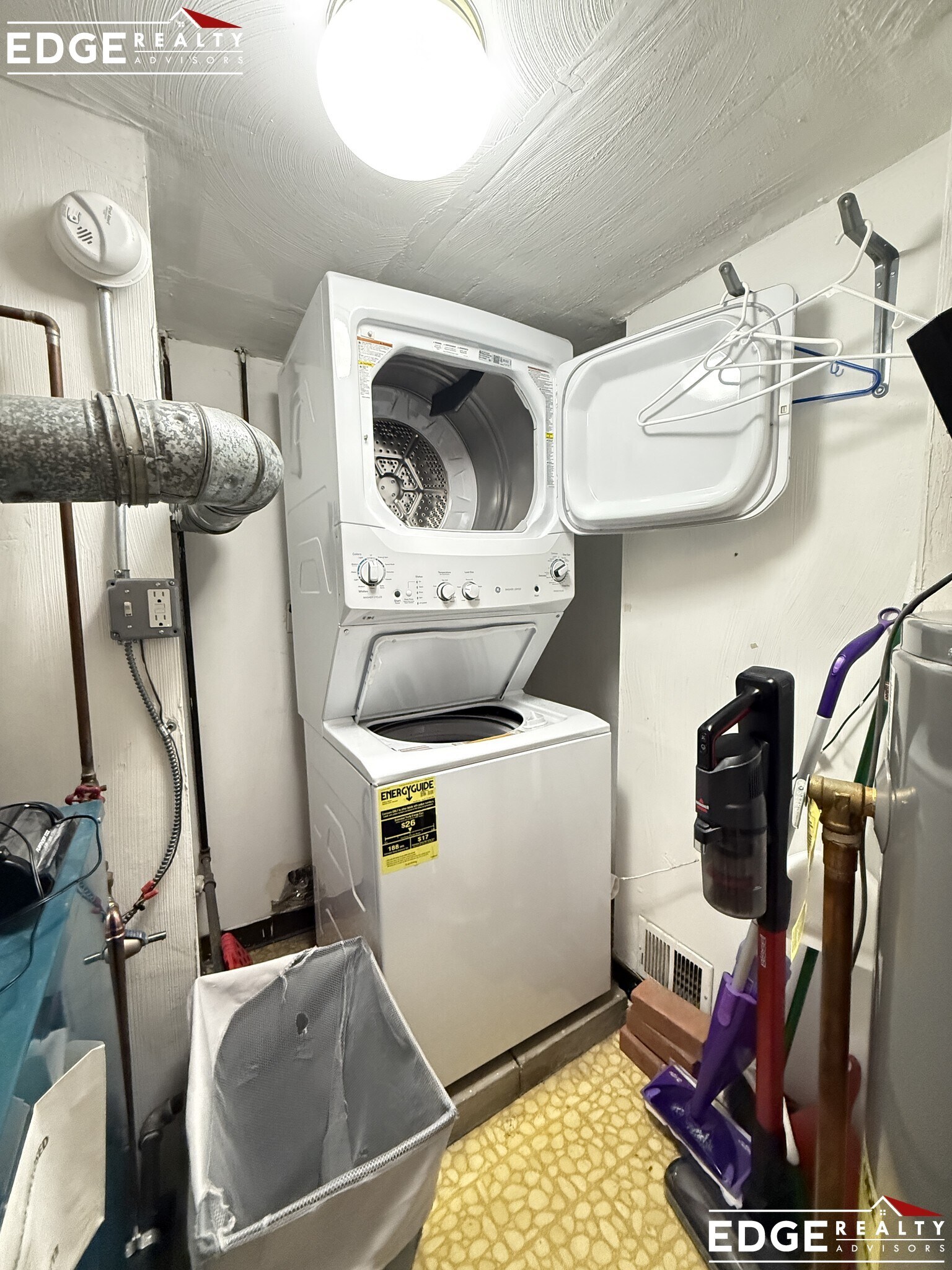 Building Photo - 16 Winter St