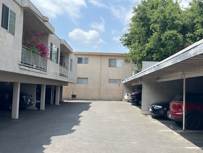 Parking - The Markwell Plaza