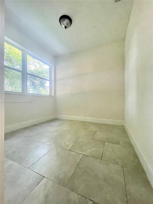 Building Photo - 17325 NW 67th Ct