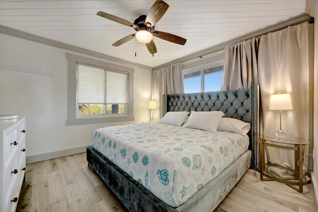 Building Photo - 18720 Gulf Blvd