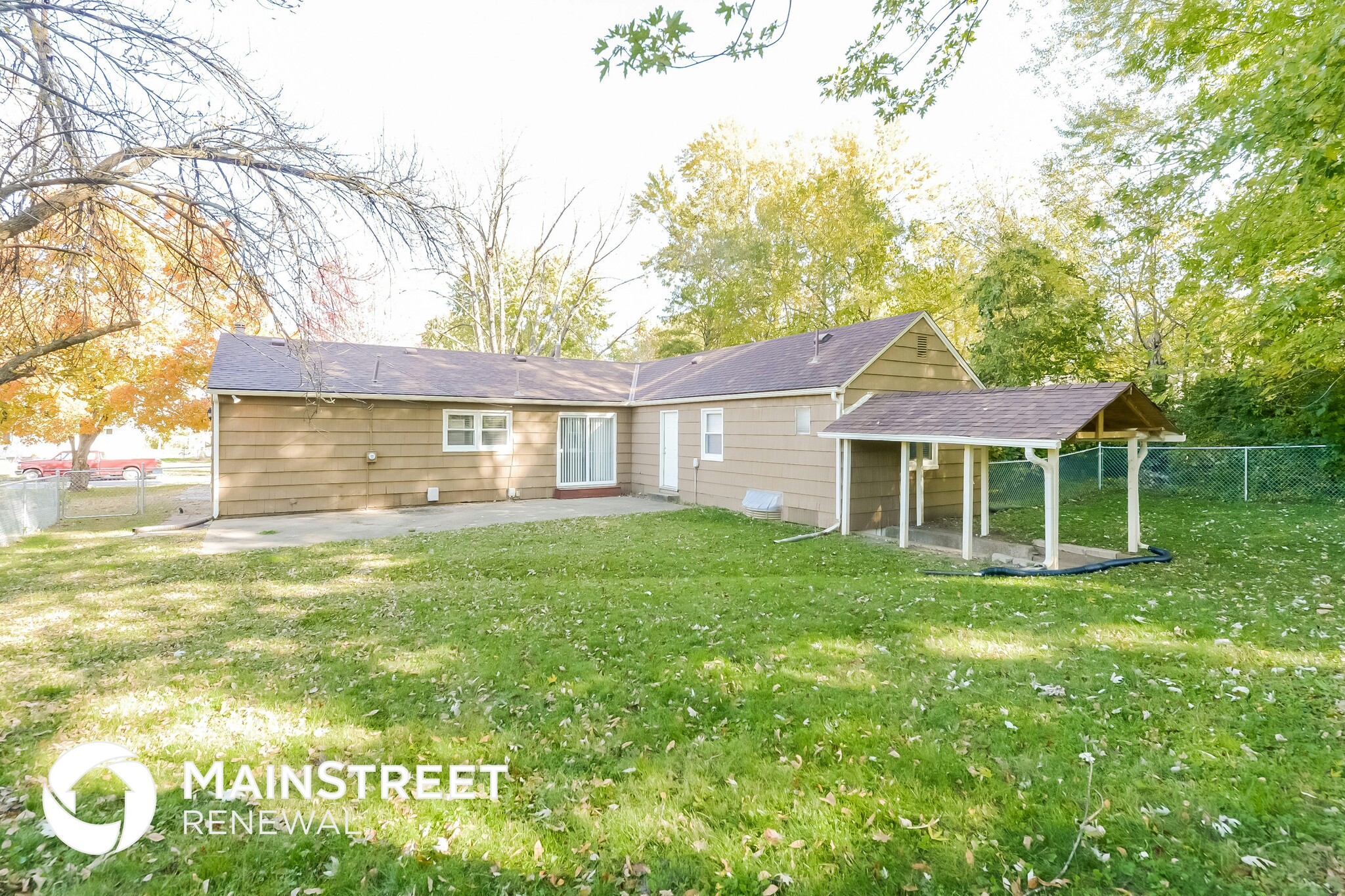 Building Photo - 1103 Skyline Dr