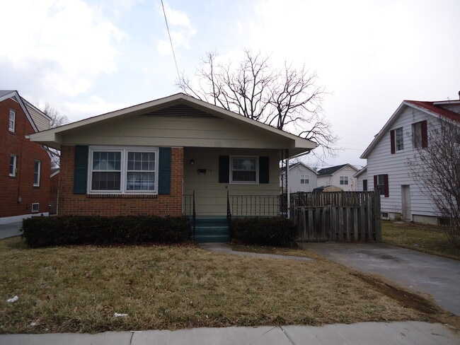 Building Photo - 15 N Purcell Ave