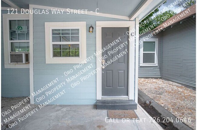 Building Photo - 121 Douglas Way St