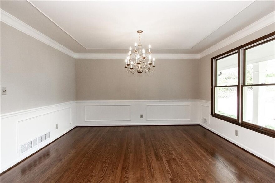 Building Photo - 1365 Timberland Dr