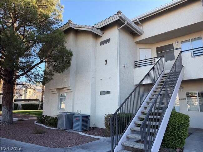 Building Photo - 3320 S Fort Apache Rd