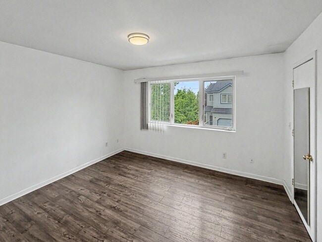Building Photo - 7660 Boundary Ave