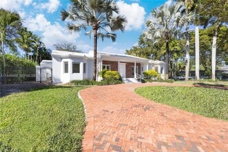 Building Photo - 4404 Alhambra Cir