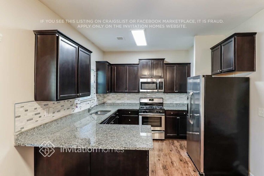 Building Photo - 4882 Clarkstone Dr