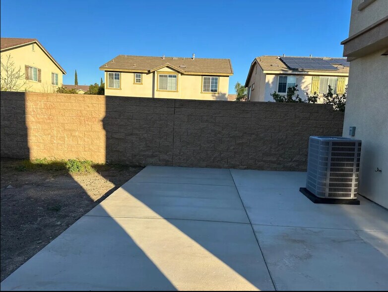 Building Photo - 18182 Celsia Pl
