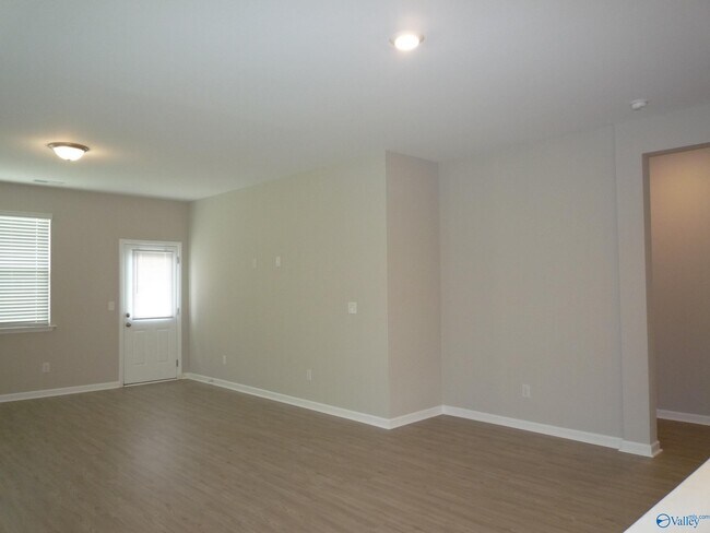 Building Photo - 12541 Buck Rd