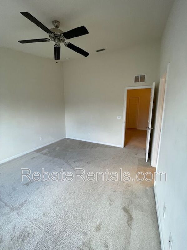 Building Photo - 13475 Stone Pond Dr