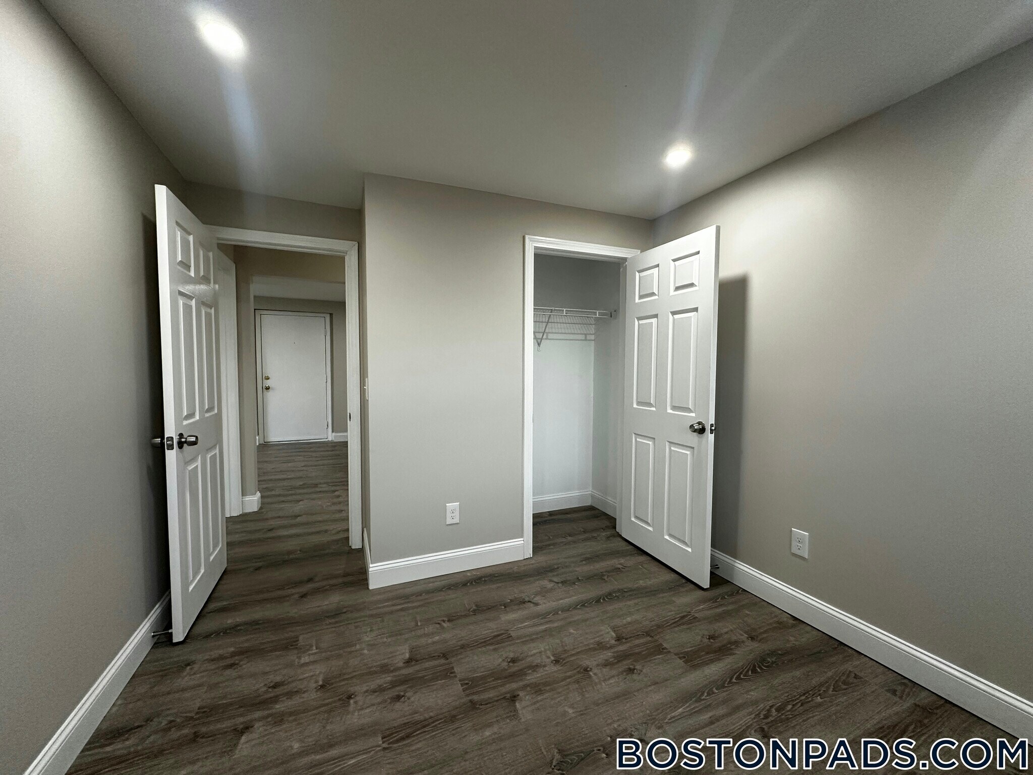 Building Photo - 25 Kenmar Dr